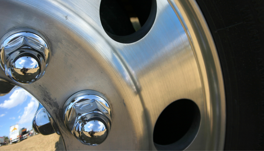 How to Choose the Right Wheel Nut Covers