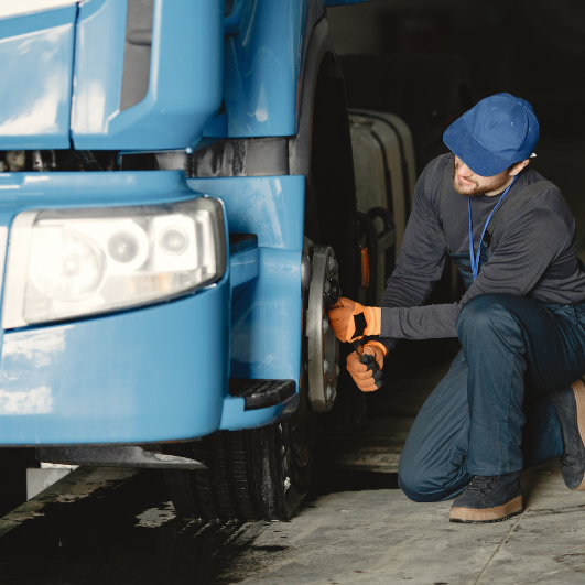 Commercial Vehicle Wheel Nut Covers: The Complete Fleet Buyer's Guide