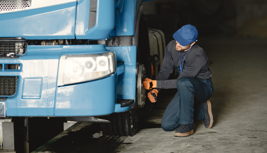 Commercial Vehicle Wheel Nut Covers: The Complete Fleet Buyer's Guide
