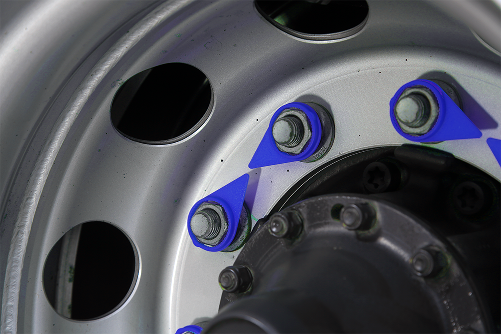 Blue Checkpoint Wheel Nut Indicator (32-33mm)
