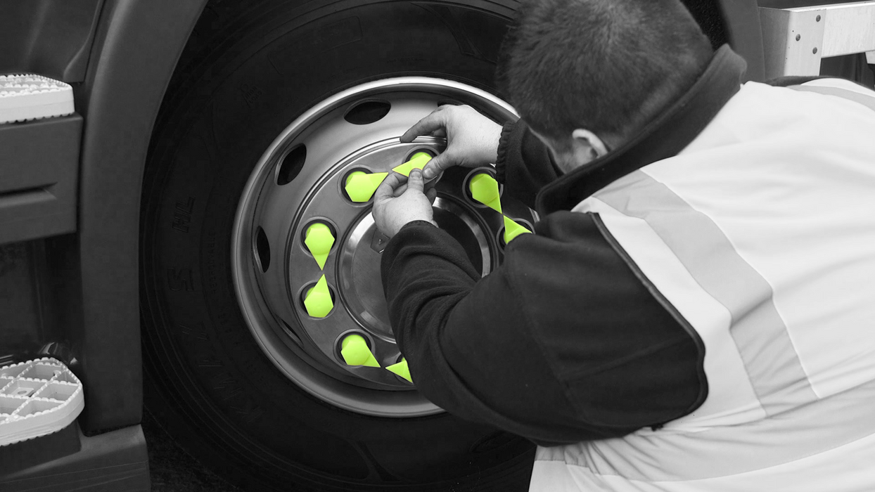 Yellow Long Reach Dustite Wheel Nut Indicator (17-41mm)